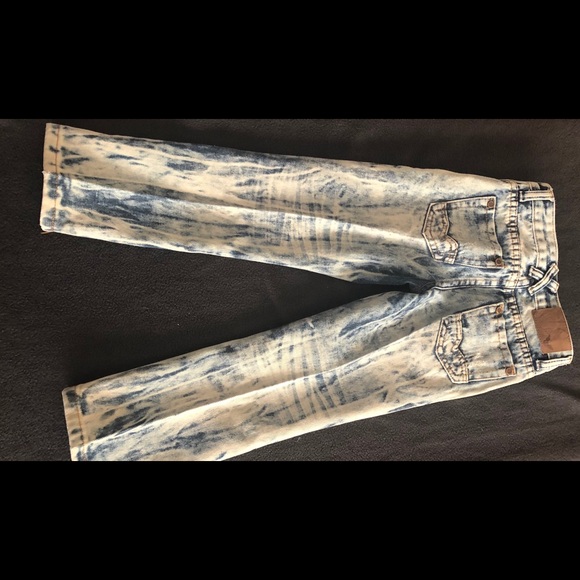 Designer Jeans for Kids - Picture 2 of 3